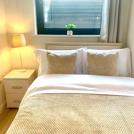 Large Stylish 3 Bedroom City Centre Apartment Free Secure Parking 리버풀 외부 사진