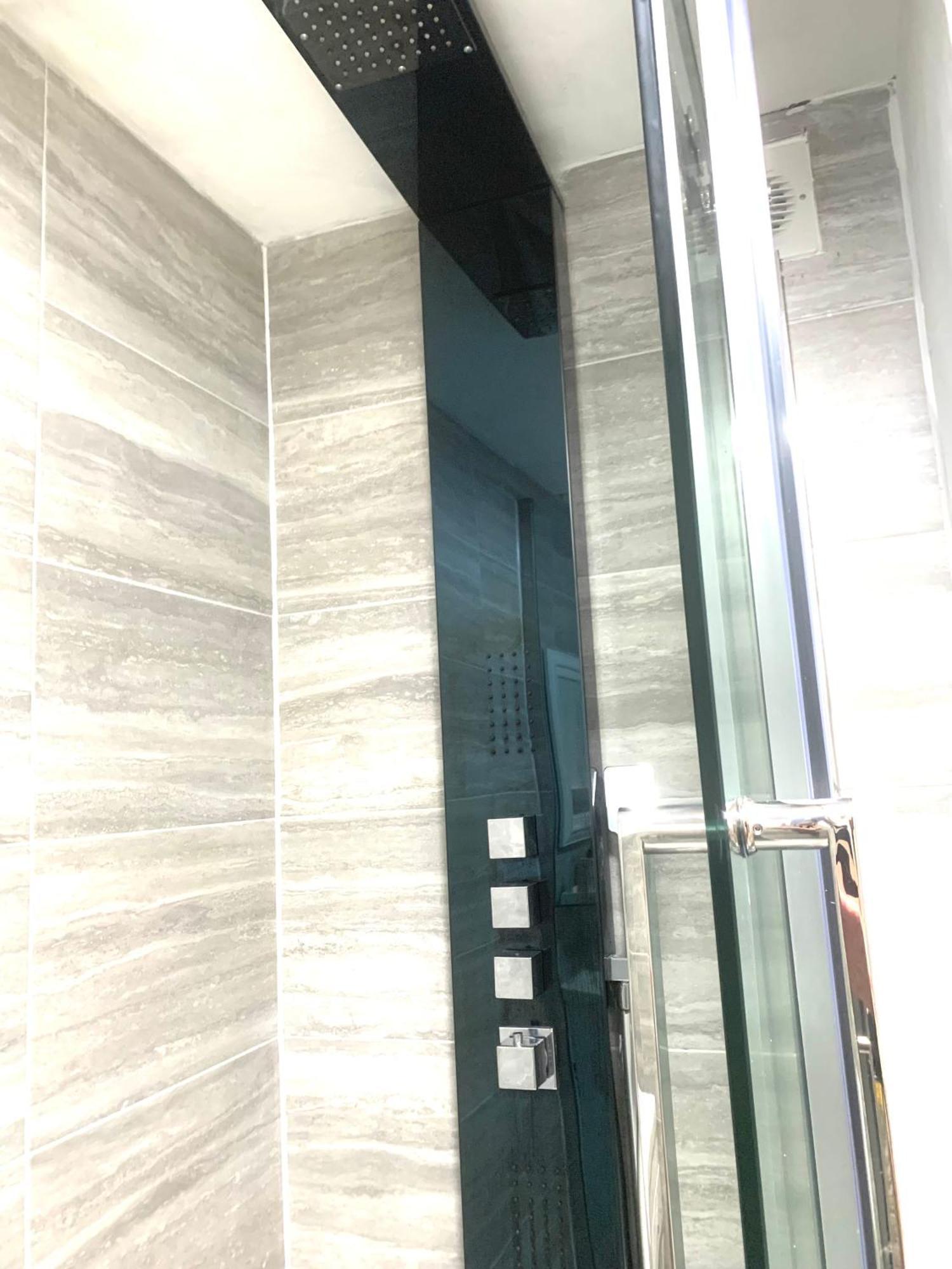 Large Stylish 3 Bedroom City Centre Apartment Free Secure Parking 리버풀 외부 사진