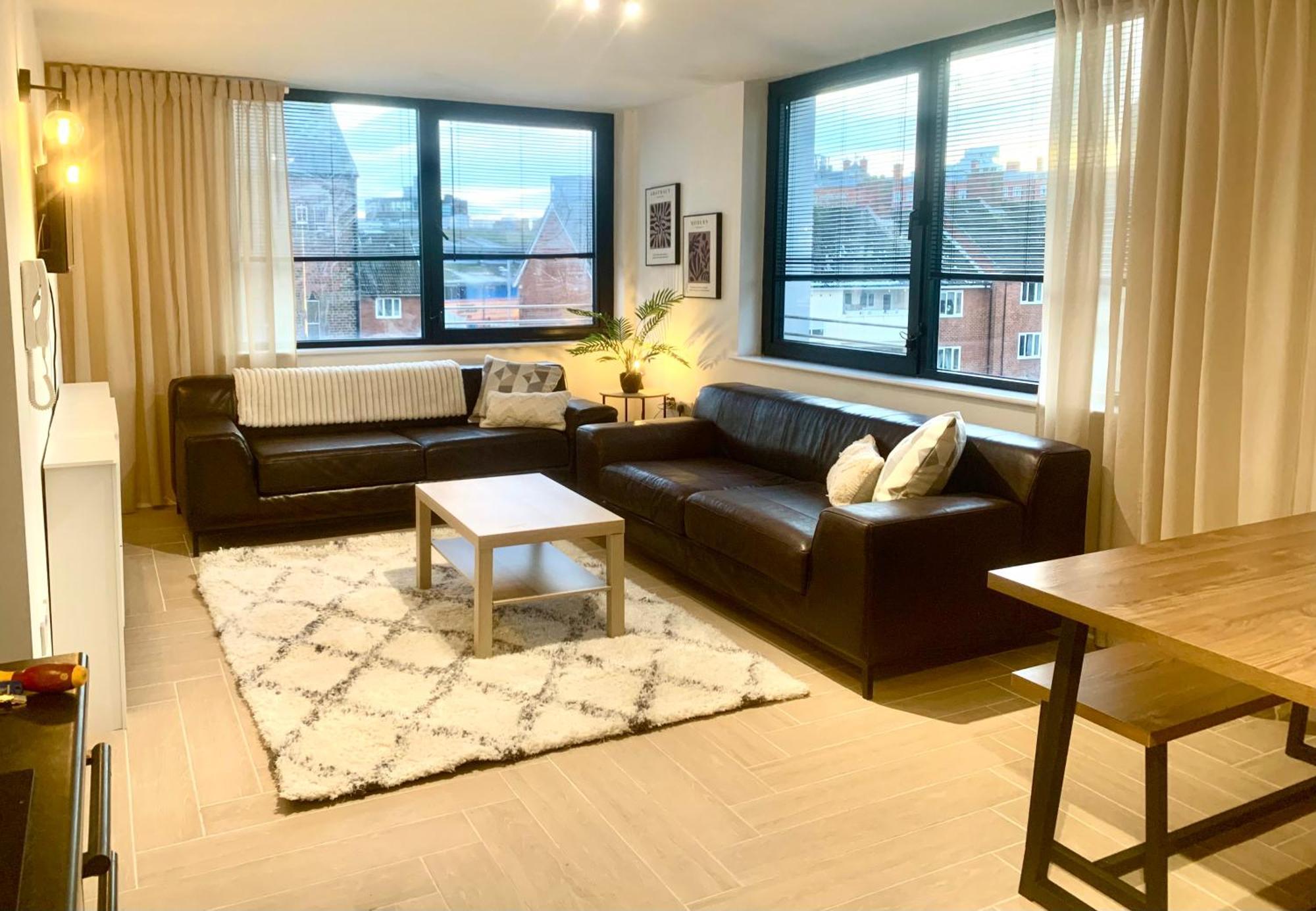 Large Stylish 3 Bedroom City Centre Apartment Free Secure Parking 리버풀 외부 사진